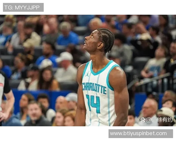 迪亚巴特表现出色四投全中贡献八分三篮板两助攻并有两次抢断三次盖帽