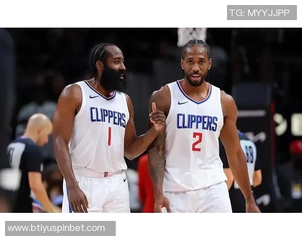 小卡回应与哈登合砍70分并非球队目标强调胜利才是关键